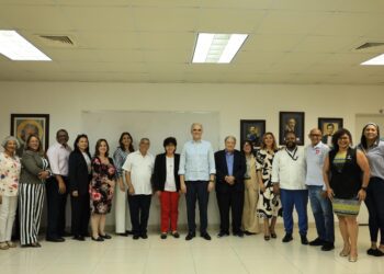 Luis Miguel De Camps se reúne con el Foro Socioeducativo