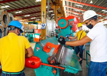 Índice de Actividad Manufacturera sube a 69 en enero de 2025