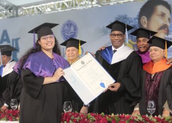 UASD gradúa 2,558 profesionales en honor a Mella e Independencia