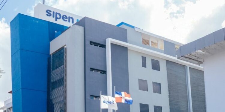 Fondos de Pensiones invierten un 33% en el desarrollo del sector privado en RD