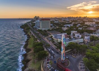 Hoteleros de SD respaldan regulación del transporte de carga en el malecón