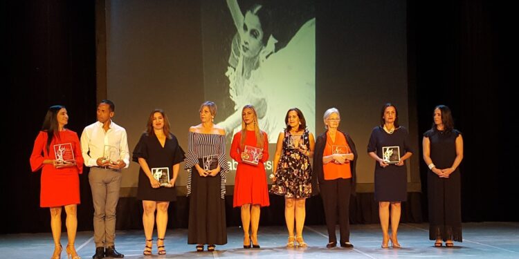 Anuncian 5ta edición de los premios  “Eladia de Cuello 2025”