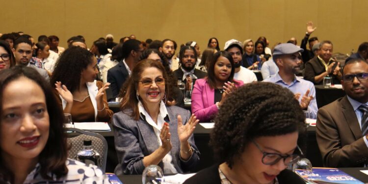 Éxito rotundo en la MasterClass de derecho de autor musical en Santo Domingo
