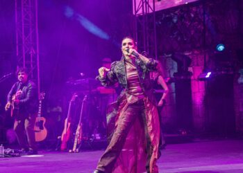 Kany García seductora en Altos de Chavón y anuncia concierto 2026