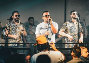 El Carnaval Vegano 2025: Música, lluvia y energía en el inicio de la gran fiesta