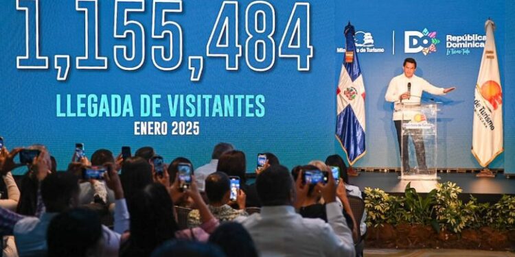 RD logra más de 1.1 millones visitantes en enero: rompiendo récord