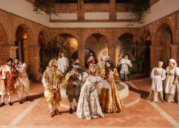 "La Dama Boba" ilumina el Teatro Lope de Vega con humor y reflexión