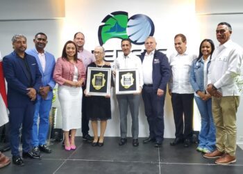 PEDEPE celebra su 10.ª Asamblea y reconoce a ADEPE y Milagros Rosario