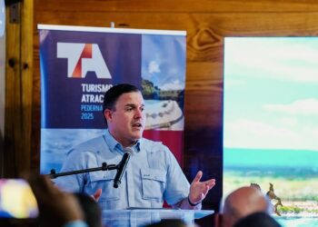 Pedernales se consolida como motor económico con la llegada de cruceros