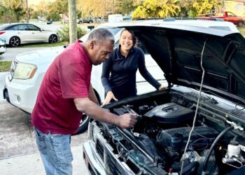Conversaciones de la diáspora: En yola no es un paseo, pero con visa tampoco.