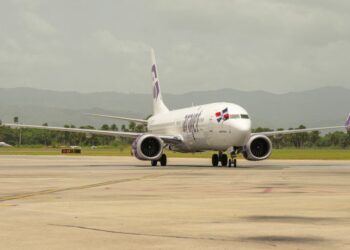 Arajet y Boeing lanzan convocatoria de becas para formar pilotos en RD