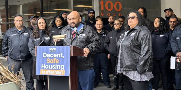 Nueva York refuerza control sobre edificios con condiciones peligrosas