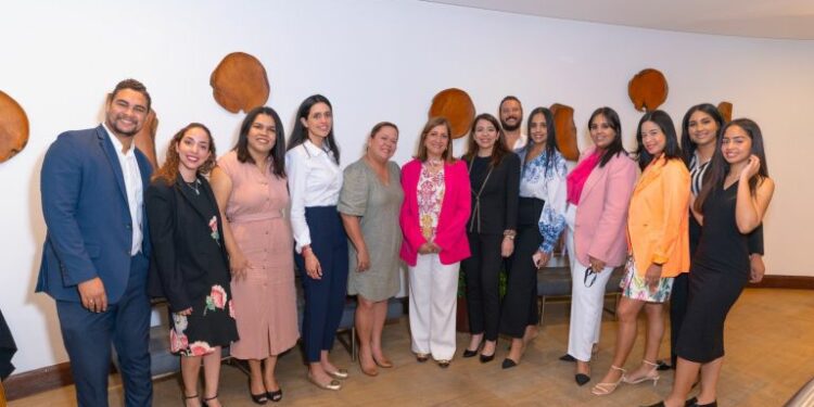 La inteligencia artificial y los datos transforman la competitividad en el mercado