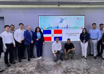 Talento dominicano brilla en competencia global de tecnología e innovación
