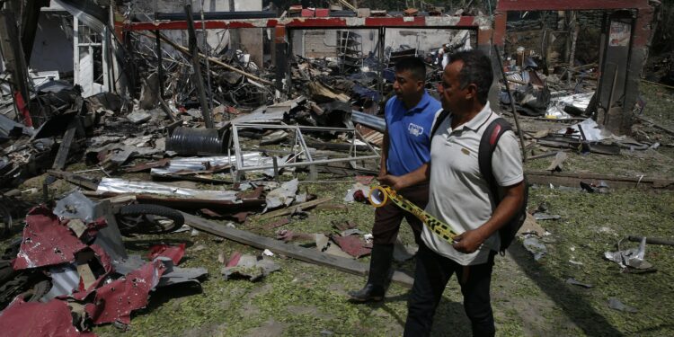 Al menos tres muertos en un ataque con explosivos en el centro de Bogotá