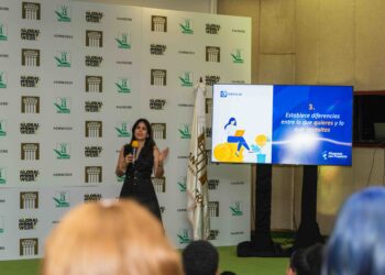 Banco Popular educa a niños y jóvenes en la Semana Económica y Financiera