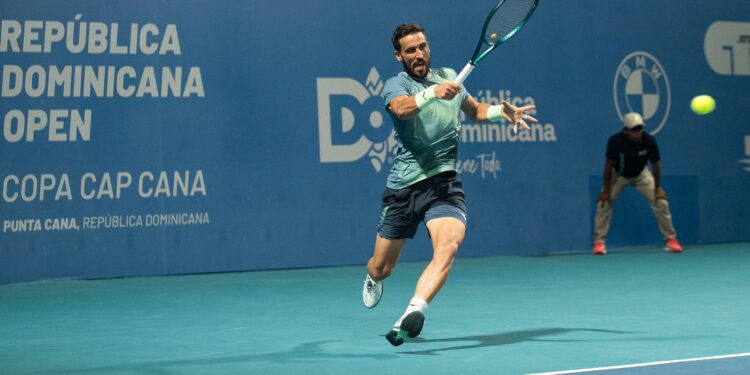 Kovacevic y Dzumhur disputarán la final del RD Open en Cap Cana