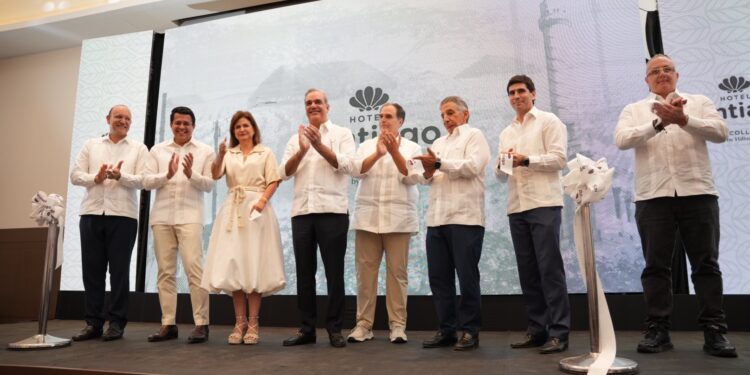 Inauguran Hotel Santiago, Curio Collection by Hilton en RD