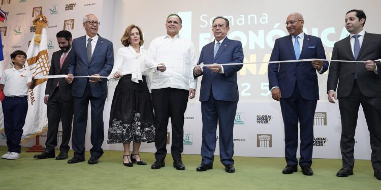 BCRD presenta encuesta inclusión financiera RD: avance histórico al 65.6%