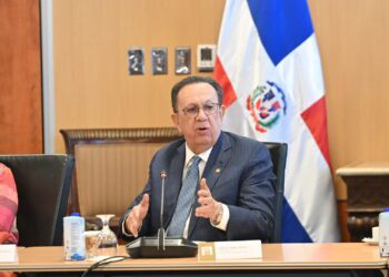 FMI proyecta sólido crecimiento económico para RD en 2025 y 2026