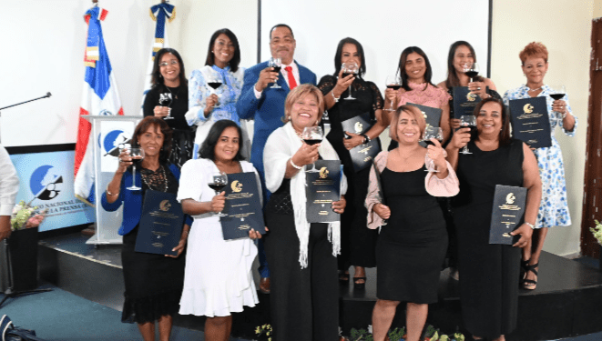 SNTP reconoce a 10 destacadas periodistas y trabajadoras de la prensa