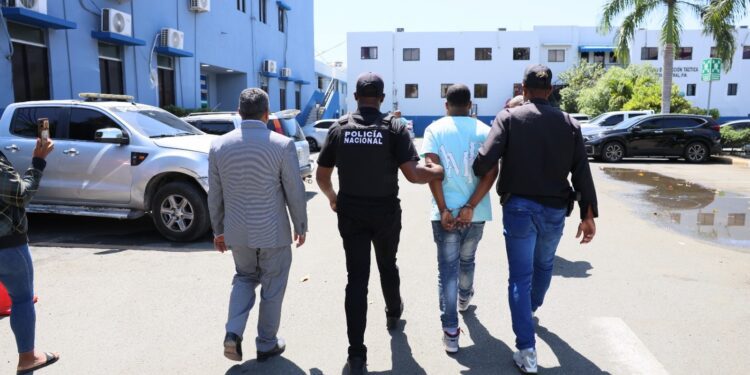 Se entregan dos implicados en doble homicidio en Herrera