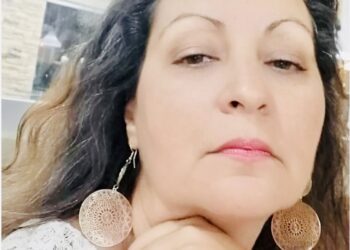 Ninoska Velázquez es premiada en España por su poesía