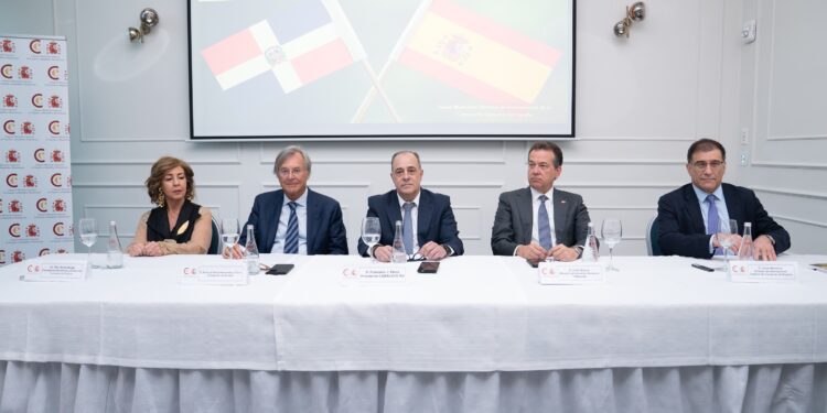 España y RD: Un siglo de alianza empresarial