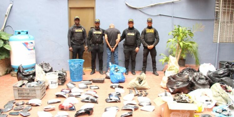 PN ejecuta operativos y allanamientos en sectores del Gran Santo Domingo