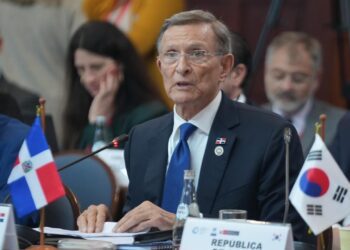 Canciller Roberto Álvarez asistirá a la OEA para elección de secretario general