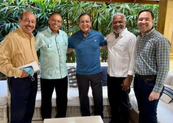 Comisión del PLD dialoga con Abel Martínez sobre candidatura presidencial