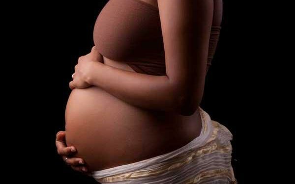 Repatrían a mujeres haitianas tras dar a luz en hospitales dominicanos