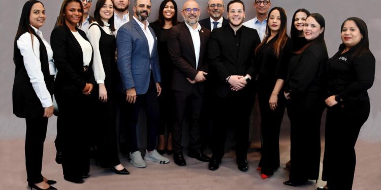 iQtek logra triple certificación ISO y consolida su liderazgo