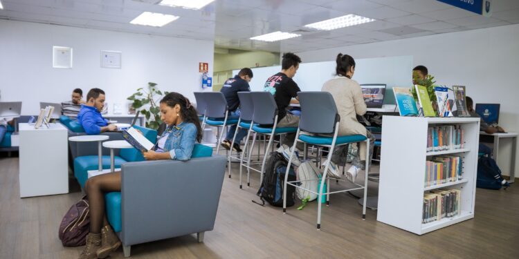 Biblioteca de UNAPEC, entre las mejores del país