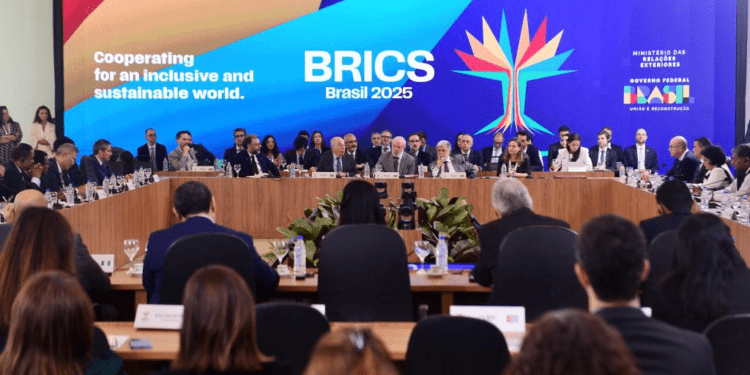 BRICS reafirma su compromiso con la paz y el multilateralismo en Brasil