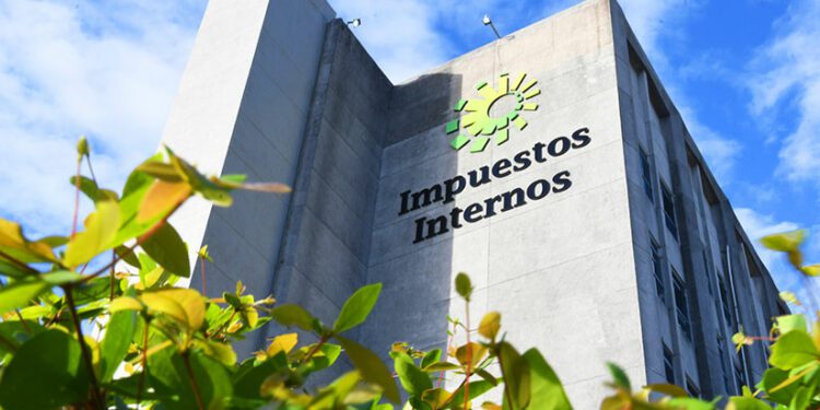 RD acelera digitalización fiscal con facturación electrónica obligatoria