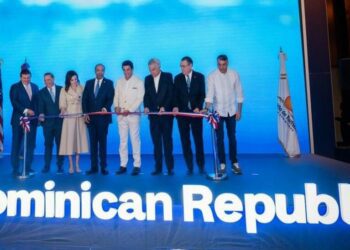 RD refuerza lazos turísticos con América en importante feria en Miami