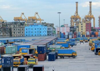 La economía global se tambalea bajo tensiones y desacuerdo comercial