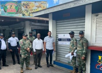 Pro Consumidor cumple advertencia cierra negocios playeros de Boca Chica  