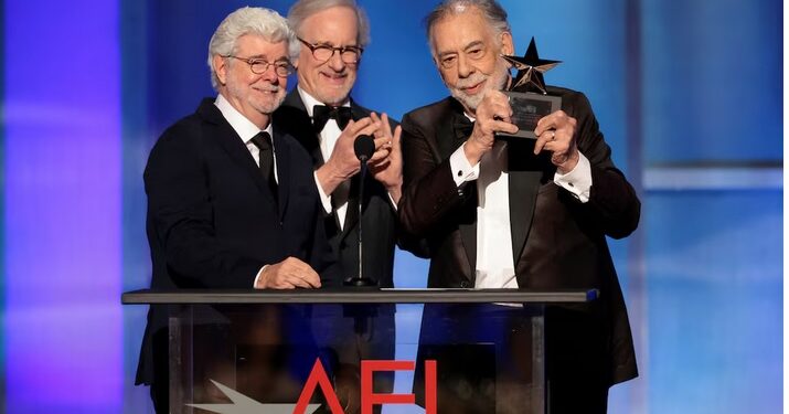 Francis Ford Coppola recibe homenaje de George Lucas y Steven Spielberg