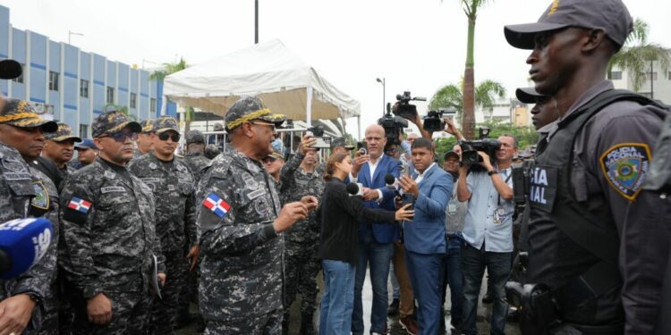 Gobierno despliega más de 28 mil efectivos por Semana Santa 2025