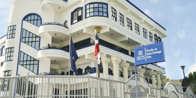 Solicitan juicio contra dueño de ProCrédito Dominicana