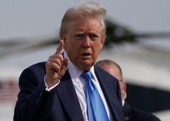 Trump acusa a Putin de alargar la guerra en Ucrania