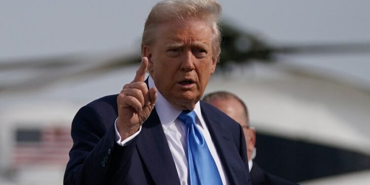 Trump acusa a Putin de alargar la guerra en Ucrania