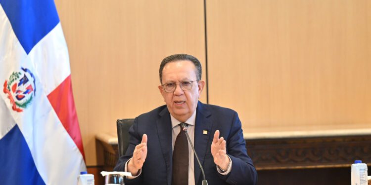 Economía dominicana crece 5.4 % en marzo impulsada por construcción