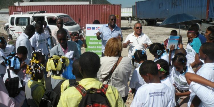 Un millón de haitianos conviven pacíficamente en República Dominicana