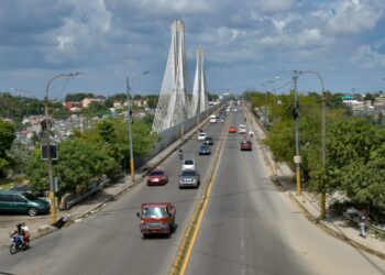 El Puente de la 17 no representa peligro para el tránsito, informa el MOPC