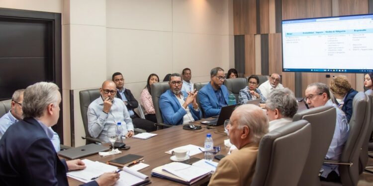 Minerd lanza plan estratégico para próximo año escolar 