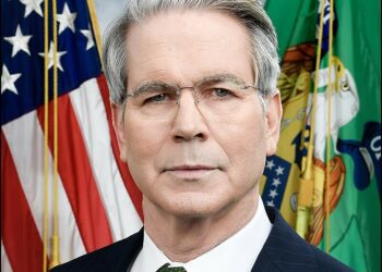 Estados Unidos exige rumbo claro al FMI y Banco Mundial