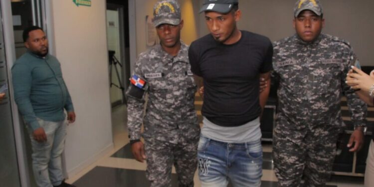 Se entrega hombre acusado de matar a su suegra